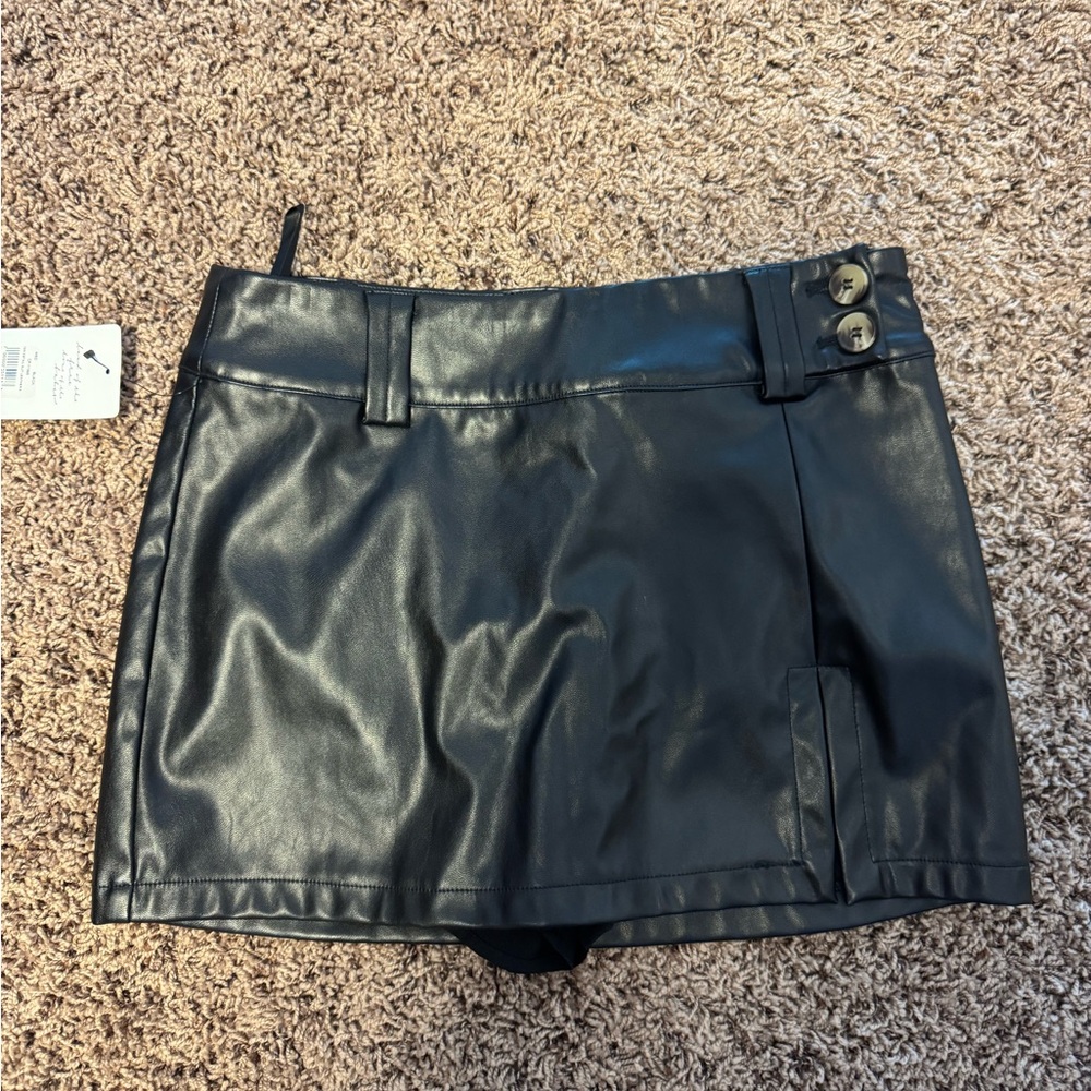American Threads Black Faux Leather Mini Skort with Side Buttons